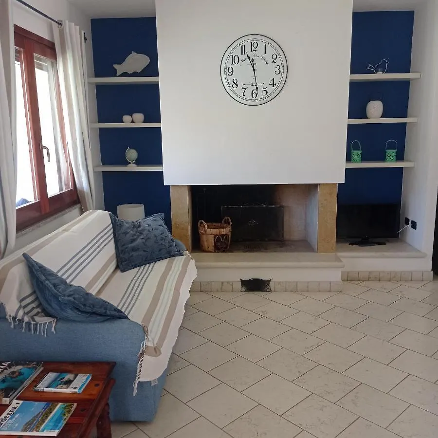 Margherita Holiday House Porto Pino Hébergement de vacances